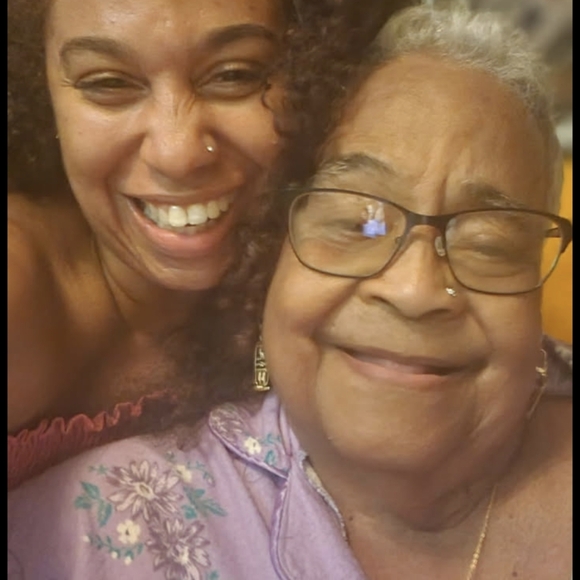 WASUP POSH FRIENDS! Its me  Precious Nieves 💕 - Picture 6 of 15